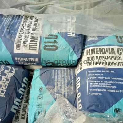 Клеевая смесь для керамической плитки и натурального камня Полипласт ПП-010, 25кг